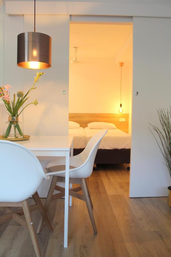 Appartement Hideaway Nr 17 - Amelander Kaap Hollum  Exterior photo