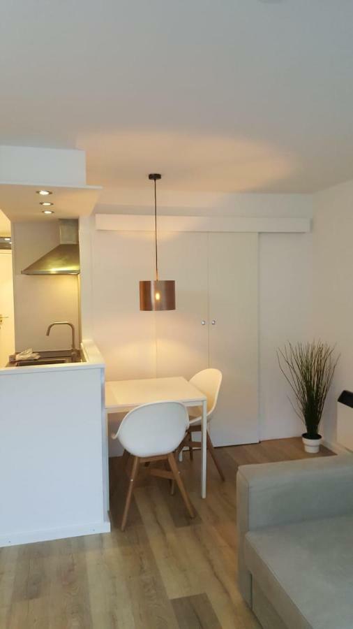 Appartement Hideaway Nr 17 - Amelander Kaap Hollum  Exterior photo